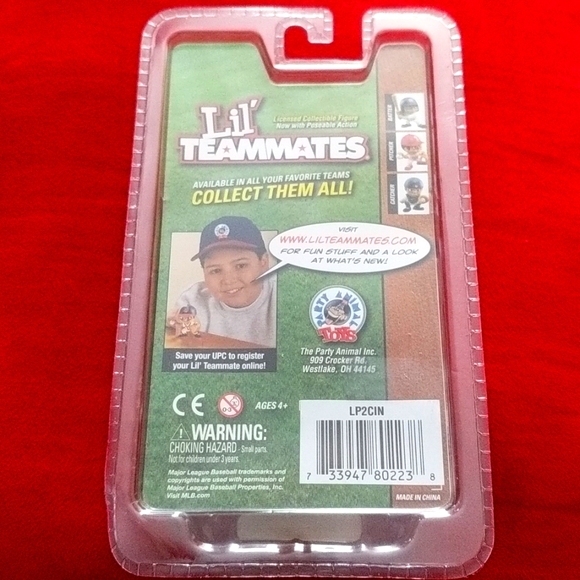 MLB Lil' Teammates Reds Pitcher Series 2 Figure - Picture 6 of 6